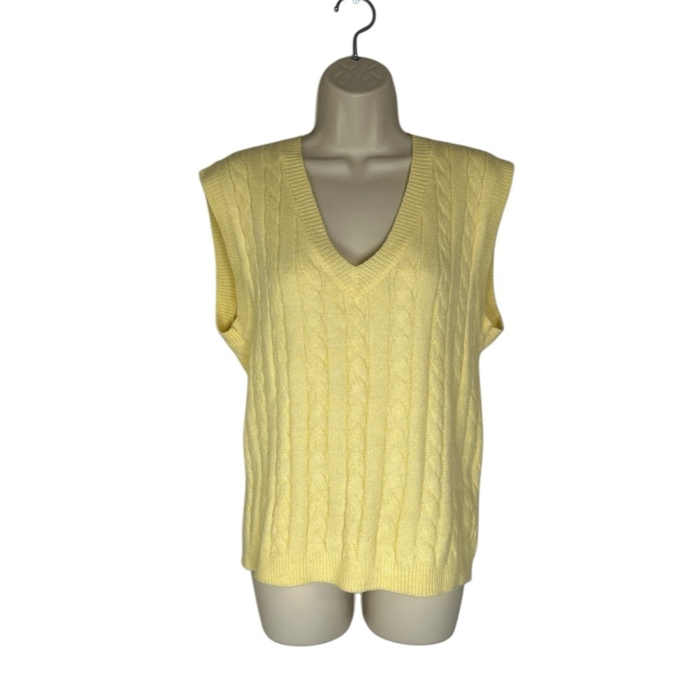 Yellow Cable Knit Sleeveless Sweater size L